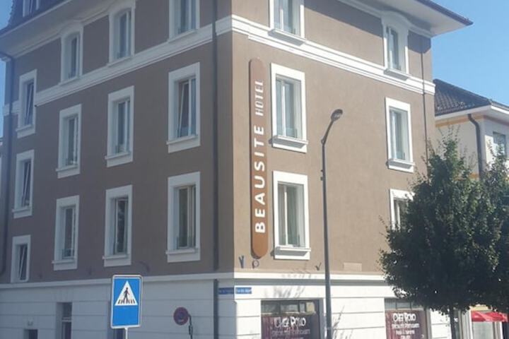 Hotel 55 of 56