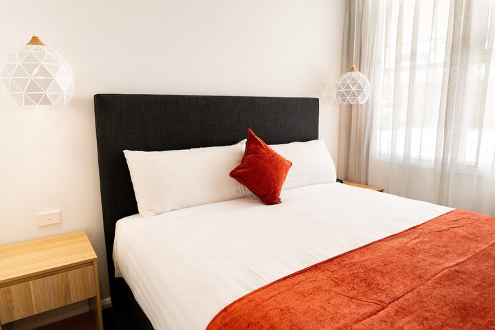 Room 15 of 111