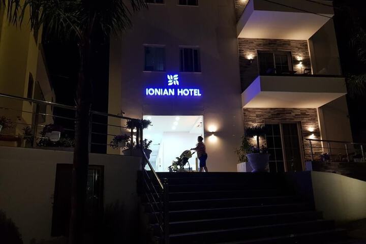 Hotel 30 of 33