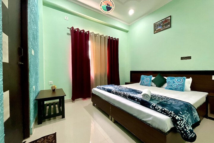 Room 15 of 60
