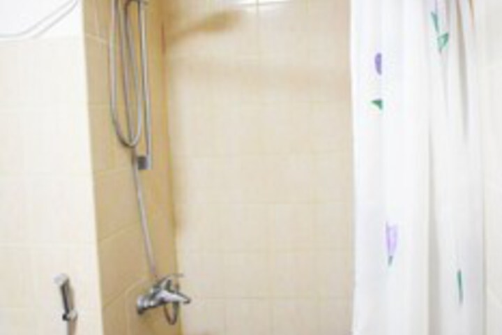 Room 15 of 96