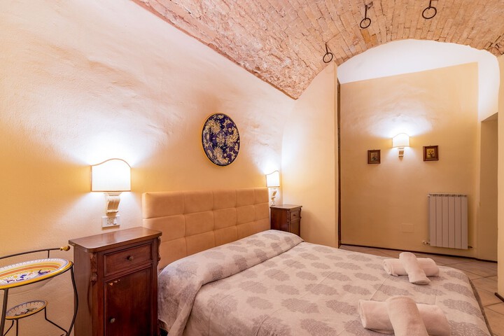 Room 7 of 30