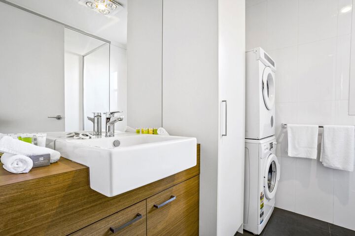 Room 2 of 12