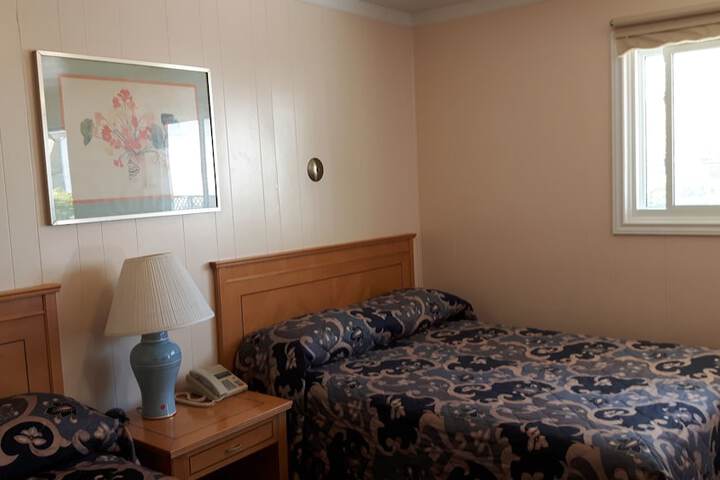 Room 11 of 33