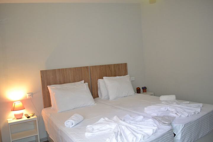 Room 37 of 131