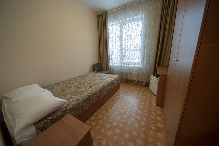 Room 17 of 51