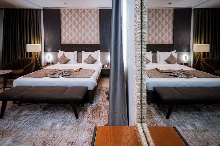 Room 17 of 41