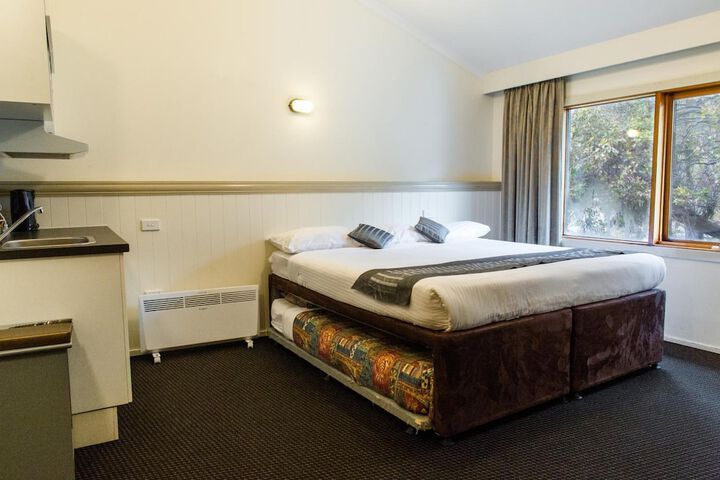 Room 14 of 35