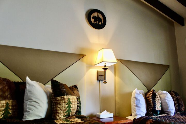 Room 10 of 86