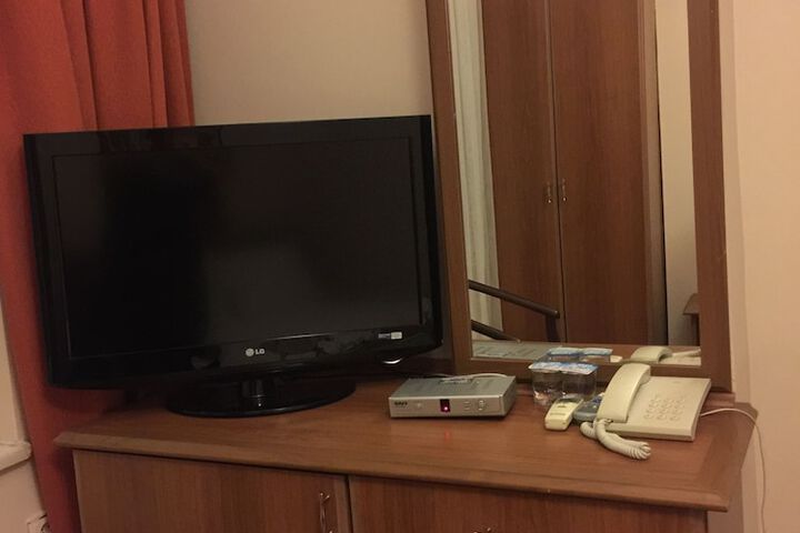 Room 15 of 26
