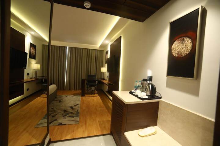 Room 12 of 54