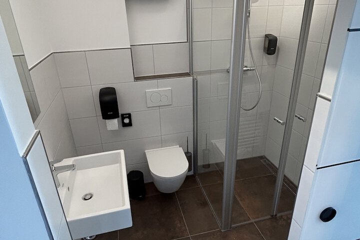 Room 17 of 26