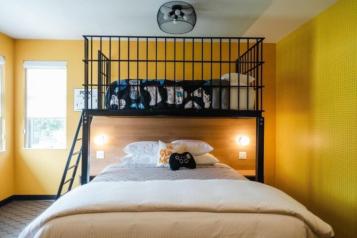 Room 18 of 39