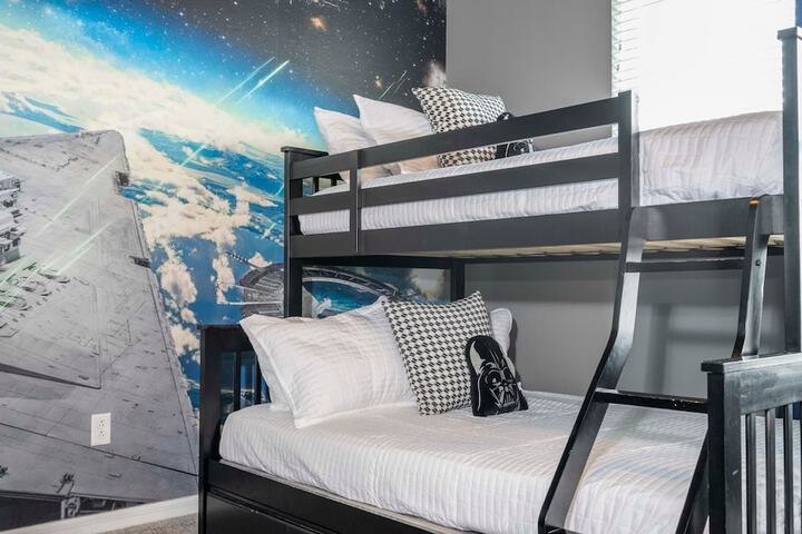 Room 47 of 81