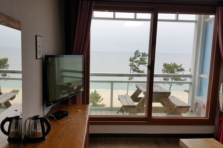 Room 25 of 51