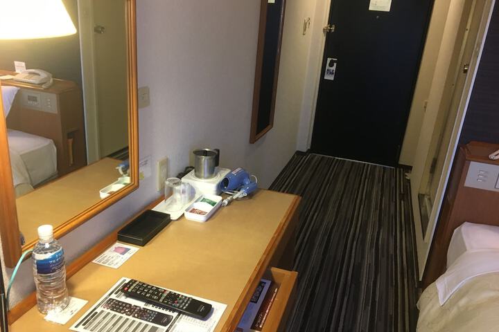 Room 18 of 45