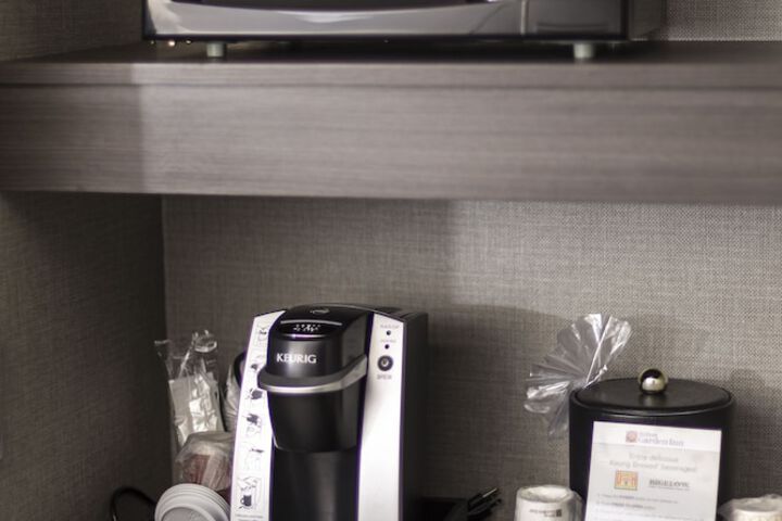Mini-refrigerator
