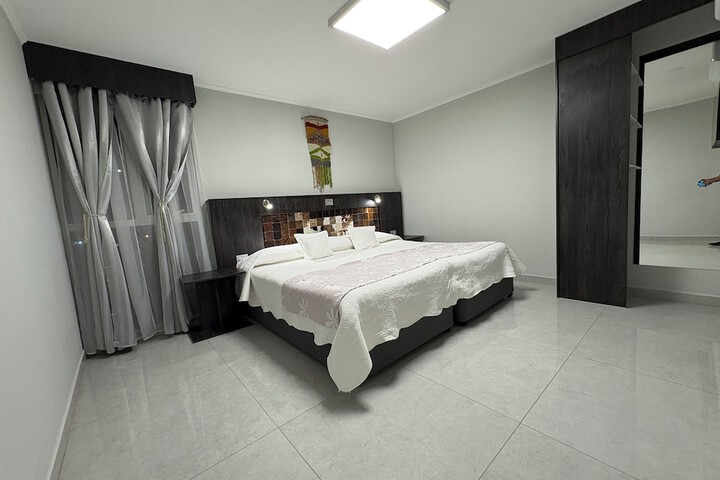 Room 14 of 29