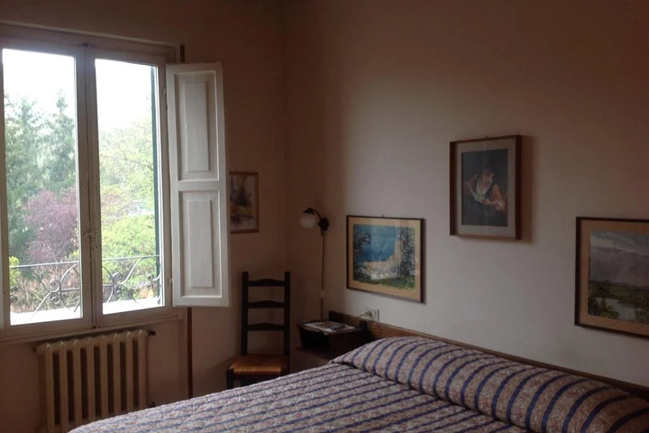 Room 2 of 19