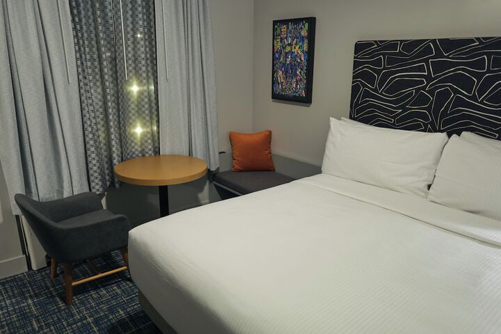 Superior King Bed (8 of 12)