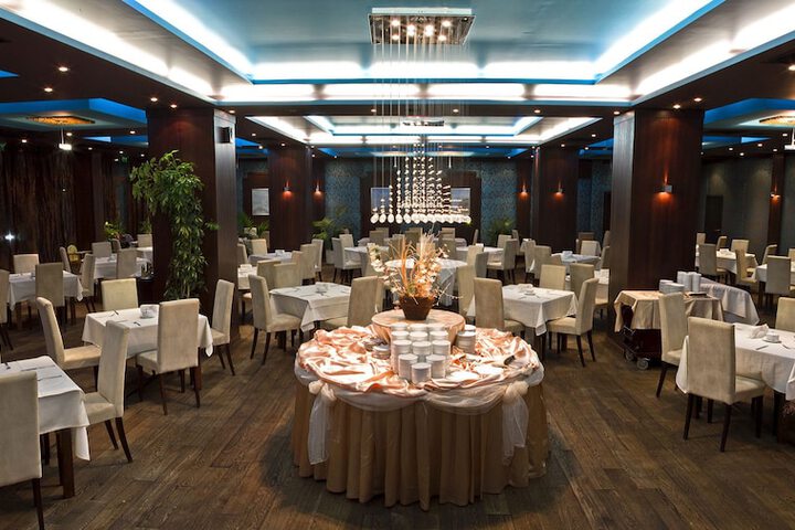Dining 159 of 209