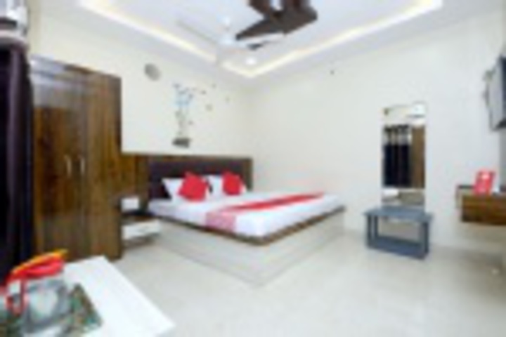 Room 364 of 407