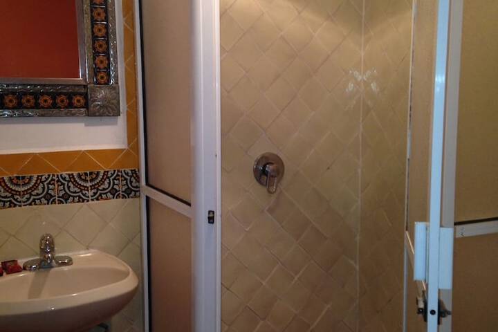 Room 15 of 20