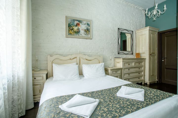 Room 6 of 55