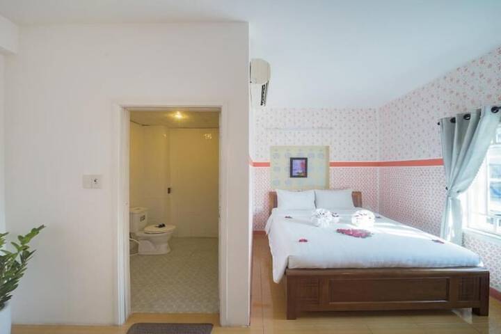 Room 17 of 47