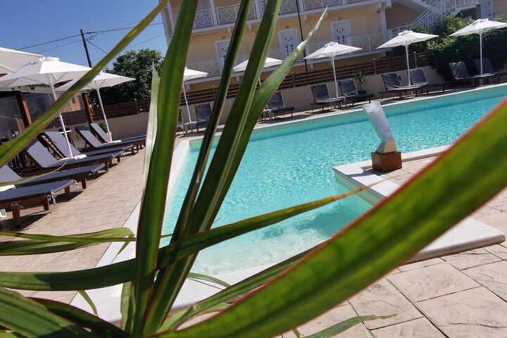 Pool 20 of 59