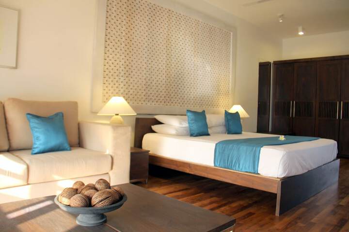 Room 6 of 31