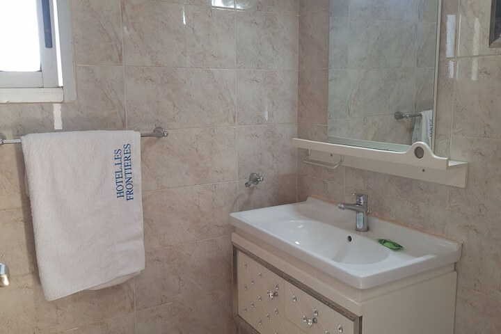 Room 5 of 29