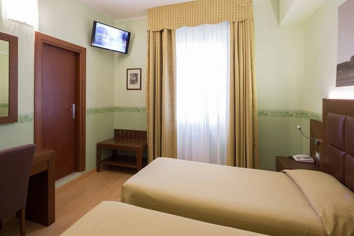 Room 14 of 67