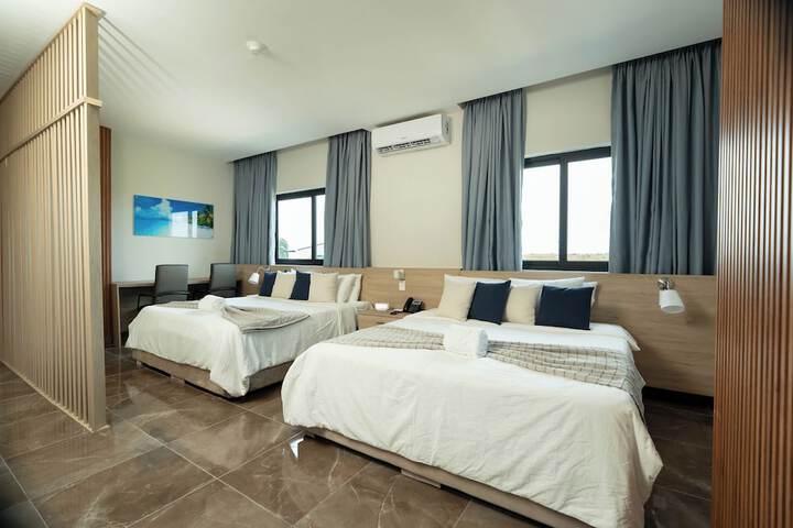 Room 25 of 71