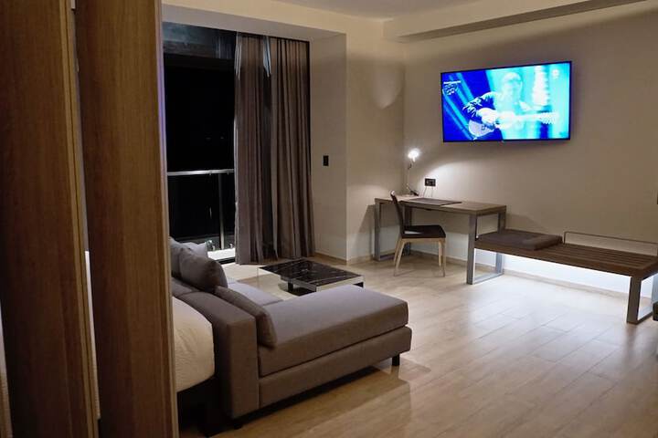 Room 9 of 65