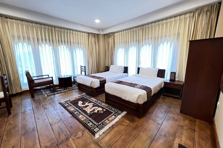Room 6 of 29
