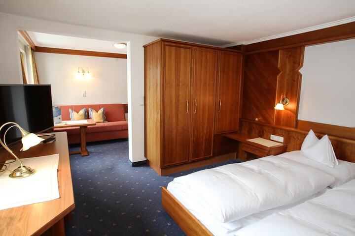 Room 14 of 55