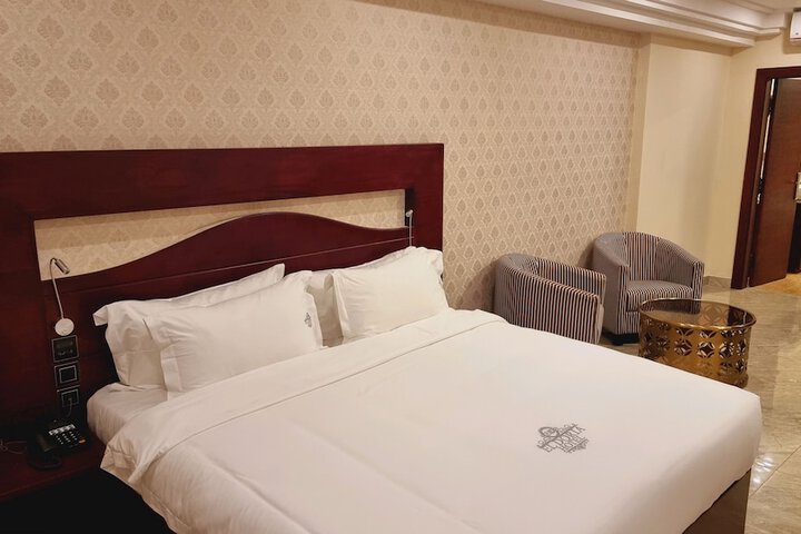 Room 13 of 45