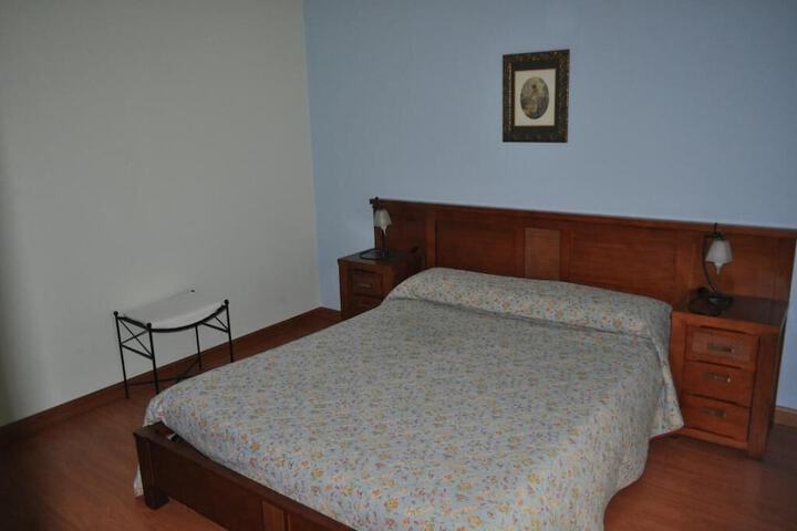 Room 11 of 25