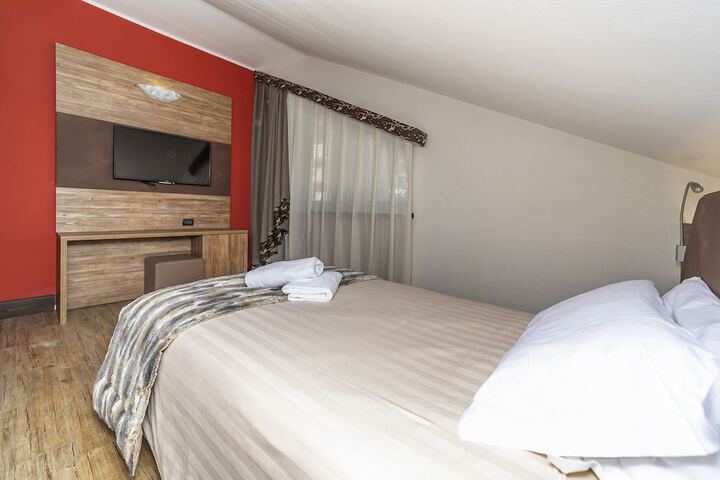 Room 15 of 41