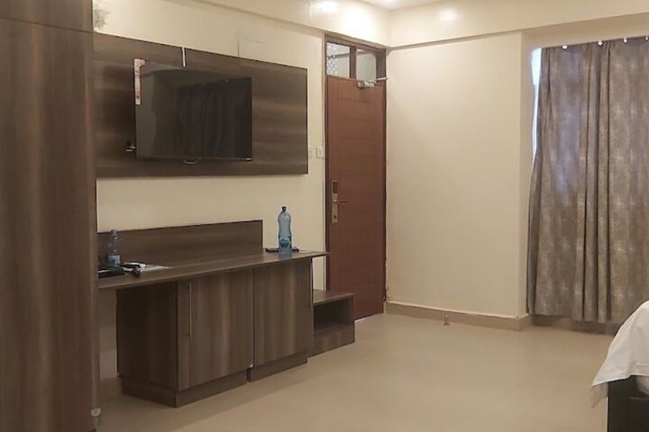 Room 10 of 41