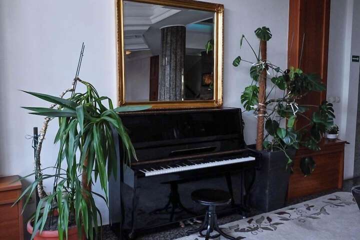 Hotel Interior 90 of 93