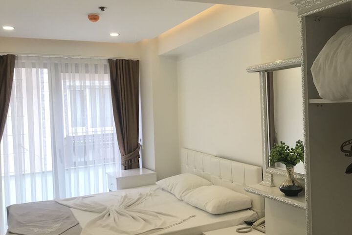 Room 11 of 75
