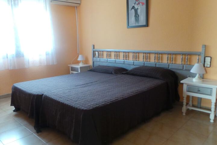 Room 30 of 42