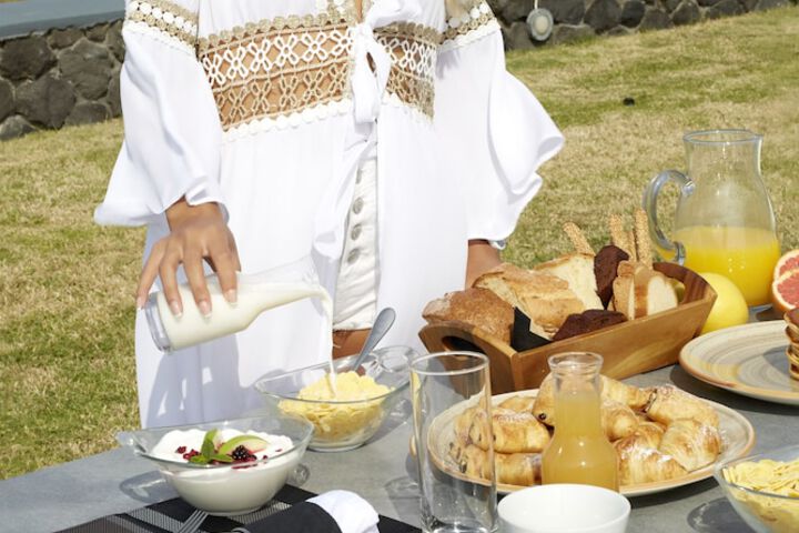 Breakfast/Coffee Service 64 of 74