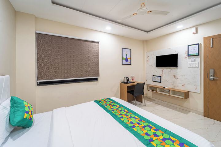 Room 20 of 37