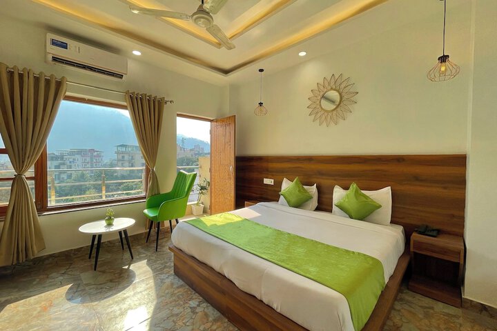 Room 6 of 47