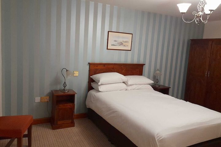 Room 14 of 86