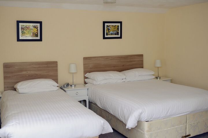 Room 4 of 19