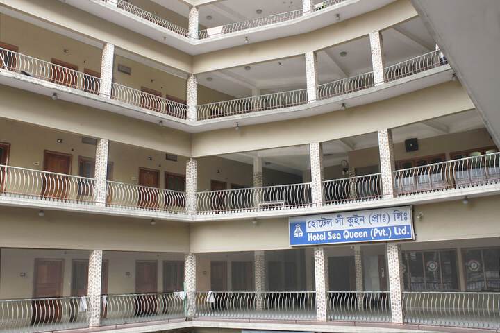 Hotel Exterior 26 of 29